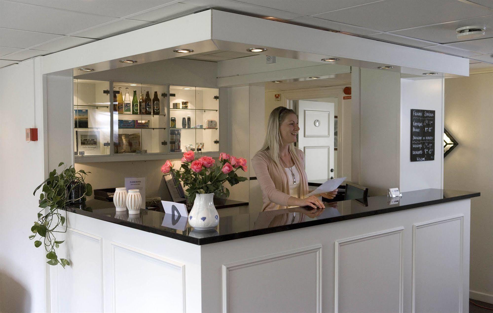 Hotell Bla Blom Gustavsberg Luaran gambar